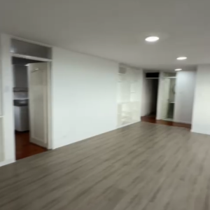 Apartamento 8 con Bolivar Piso 6